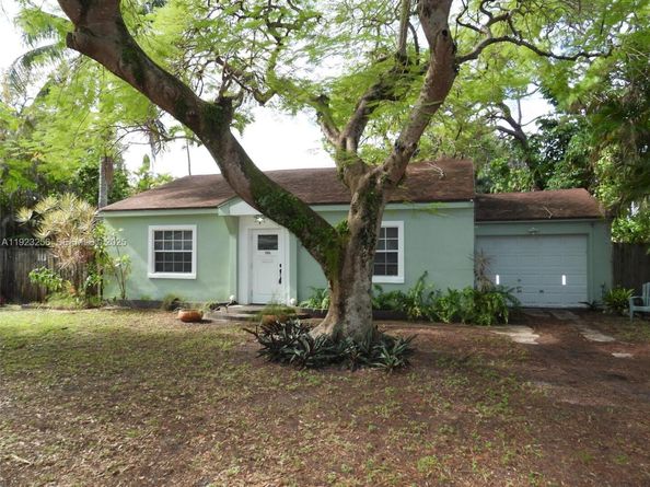 705 SW 14th Ave, Fort Lauderdale FL 33312