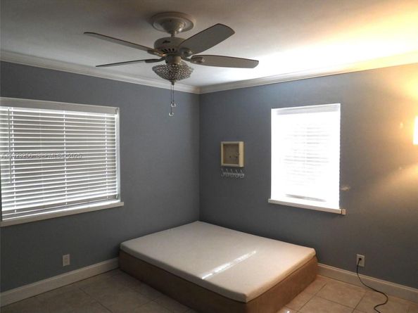 705 SW 14th Ave, Fort Lauderdale FL 33312