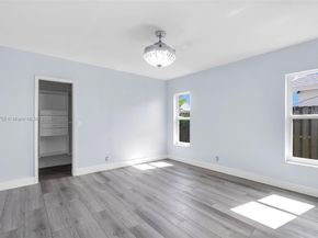 11087 NW 24th St, Sunrise FL 33322