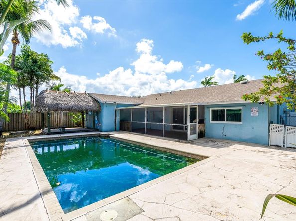 11087 NW 24th St, Sunrise FL 33322