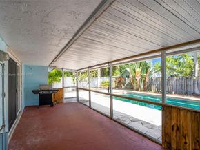 11087 NW 24th St, Sunrise FL 33322