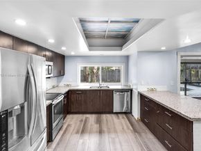 11087 NW 24th St, Sunrise FL 33322