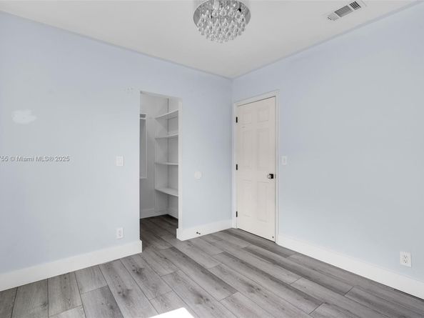 11087 NW 24th St, Sunrise FL 33322