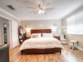 1039 NW 124th Ter, Sunrise FL 33323