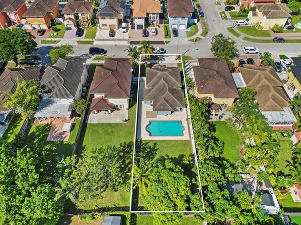 14106 SW 167th Ter, Miami FL 33177