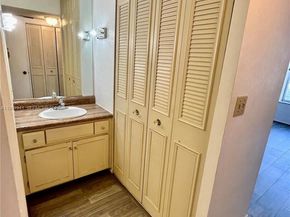 3670 Inverrary Dr 1K, Lauderhill FL 33319