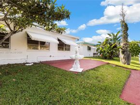 5706 NW 81st Ave, Tamarac FL 33321