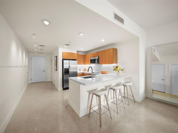 1060 Brickell Ave 1513, Miami FL 33131