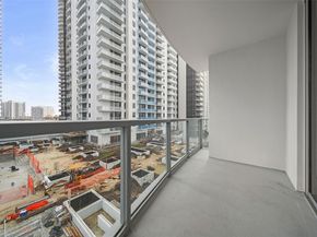 1060 Brickell Ave 1513, Miami FL 33131