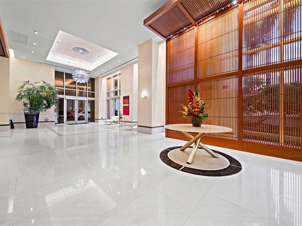 1060 Brickell Ave 1513, Miami FL 33131
