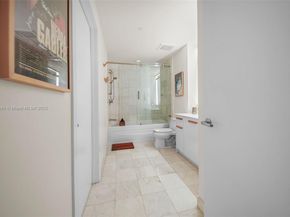 1060 Brickell Ave 1513, Miami FL 33131