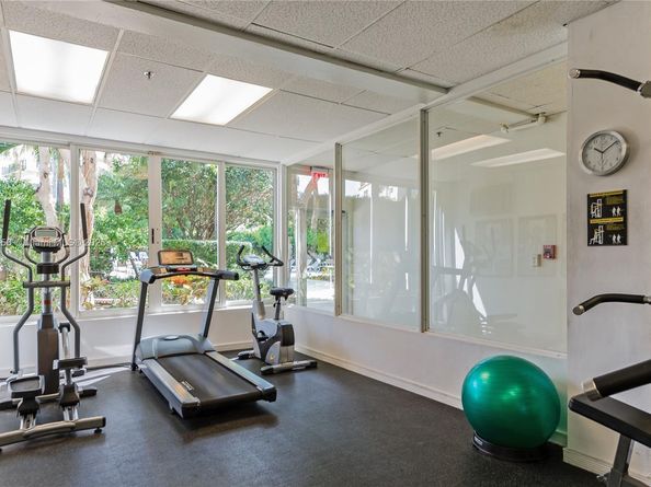 255 W 24th St 208, Miami Beach FL 33140