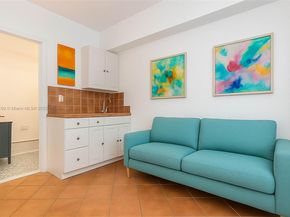 255 W 24th St 208, Miami Beach FL 33140