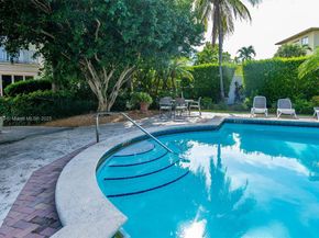 255 W 24th St 208, Miami Beach FL 33140