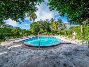 255 W 24th St 208, Miami Beach FL 33140