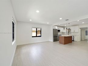 1321 NW 44th St, Miami FL 33142