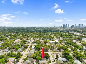 1321 NW 44th St, Miami FL 33142