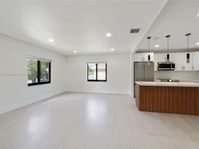 1321 NW 44th St, Miami FL 33142
