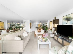 1450 Brickell Bay Dr 812, Miami FL 33131