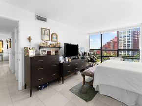 1450 Brickell Bay Dr 812, Miami FL 33131