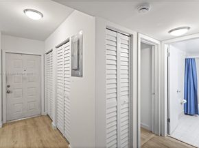 212 W Laurel Dr 1303, Margate FL 33063