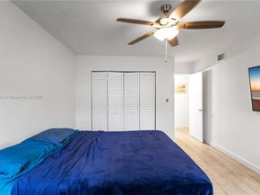 212 W Laurel Dr 1303, Margate FL 33063