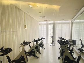 475 Brickell Ave 2209, Miami FL 33131