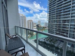 475 Brickell Ave 2209, Miami FL 33131