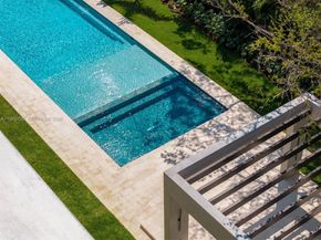 8755 SW 54th Ave, Miami FL 33143