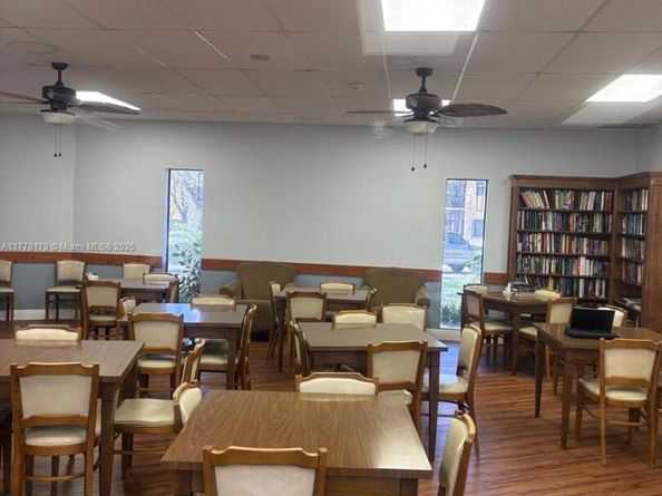 151 Berkley Rd 206, Hollywood FL 33024