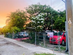 8355 NW 32nd Ave, Miami FL 33147
