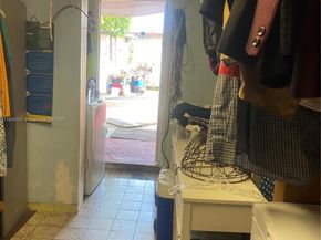 8355 NW 32nd Ave, Miami FL 33147
