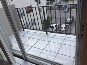 5505 NW 7th St W406, Miami FL 33126