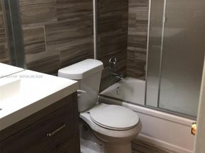 5505 NW 7th St W406, Miami FL 33126