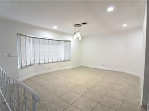 5160 SW 8th St, Margate FL 33068