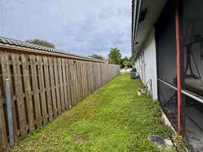 2595 NW 123rd Ave, Coral Springs FL 33065