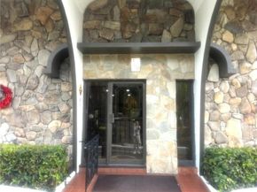 400 Diplomat Pkwy 403, Hallandale Beach FL 33009