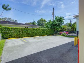 3609 S Le Jeune Rd, Coral Gables FL 33134