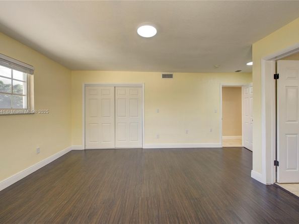 3609 S Le Jeune Rd, Coral Gables FL 33134