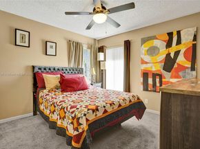 15825 SW 11th St, Pembroke Pines FL 33027