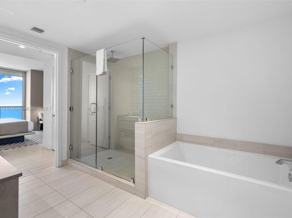 4010 S Ocean Dr T3607, Hollywood FL 33019