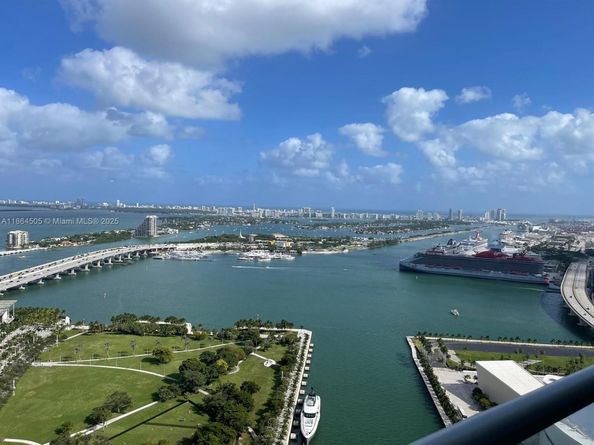 Undisclosed Address #A11864505, Miami FL 33132