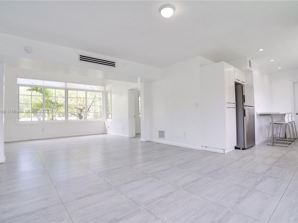 1201 S Biscayne Point Rd, Miami Beach FL 33141
