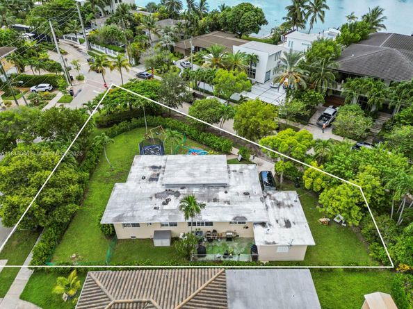 1201 S Biscayne Point Rd, Miami Beach FL 33141