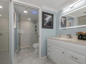 13705 SW 12th St 104B, Pembroke Pines FL 33027