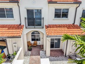 3624 NW 30th Pl, Lauderdale Lakes FL 33311