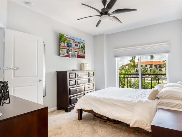 3624 NW 30th Pl, Lauderdale Lakes FL 33311