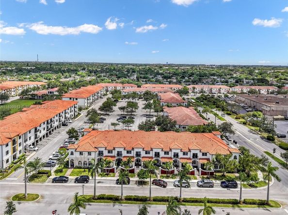 3624 NW 30th Pl, Lauderdale Lakes FL 33311