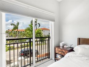 3624 NW 30th Pl, Lauderdale Lakes FL 33311