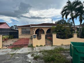 911 NW 30th Pl, Miami FL 33125